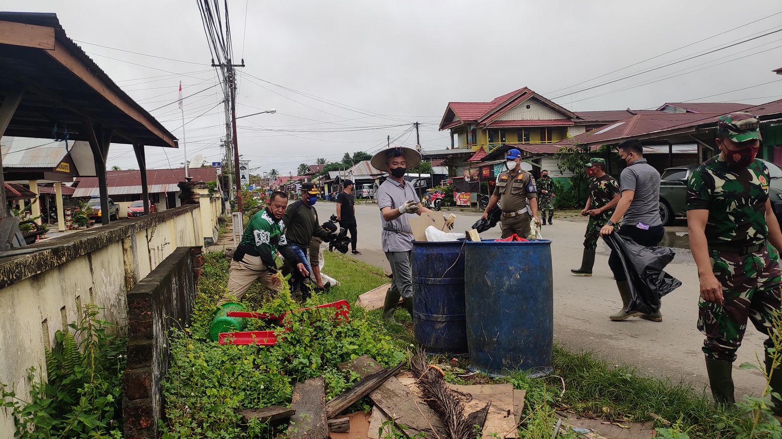 KERJA BAKTI BERSAMA BUPATI main image
