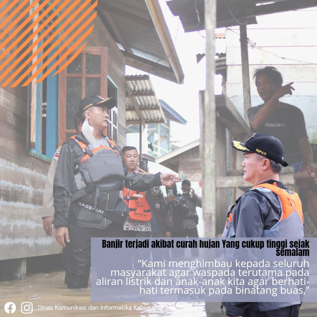 Tinjau Lokasi Banjir, Bupati Himbau Warga Untuk Selalu Waspada main image