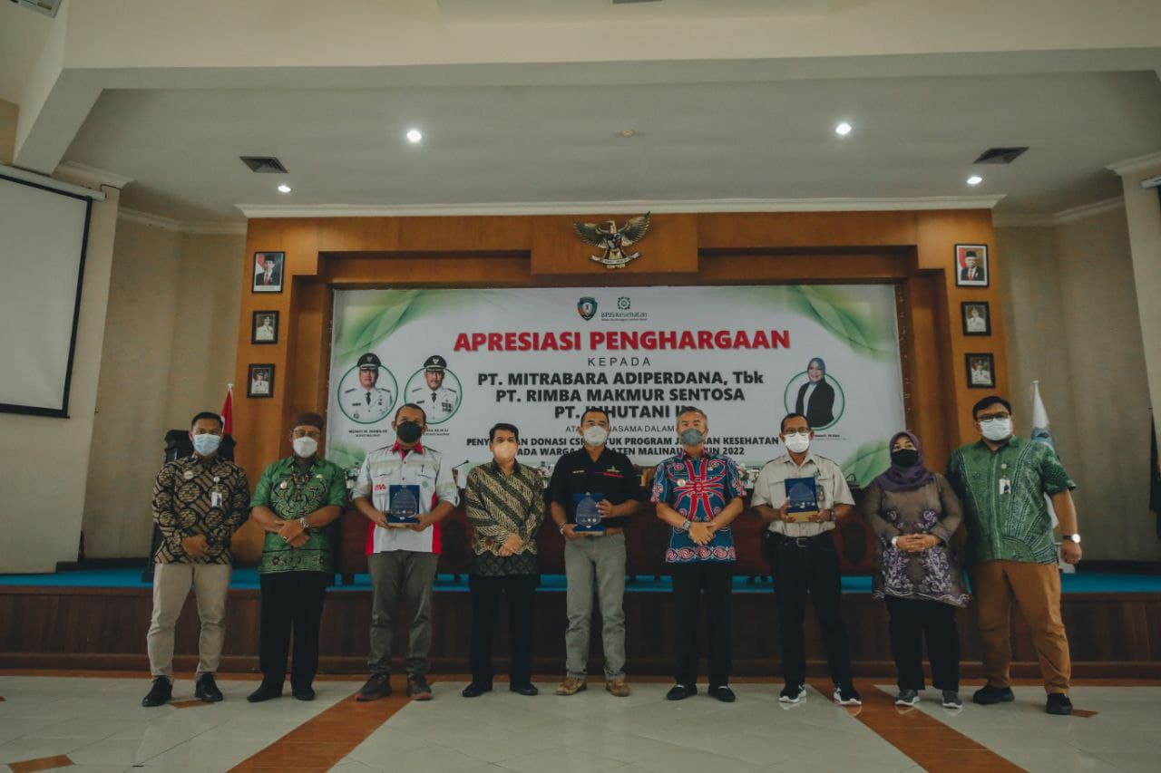 Jalankan Program JKN, Bupati Beri Penghargaan 3 Perusahaan image 3