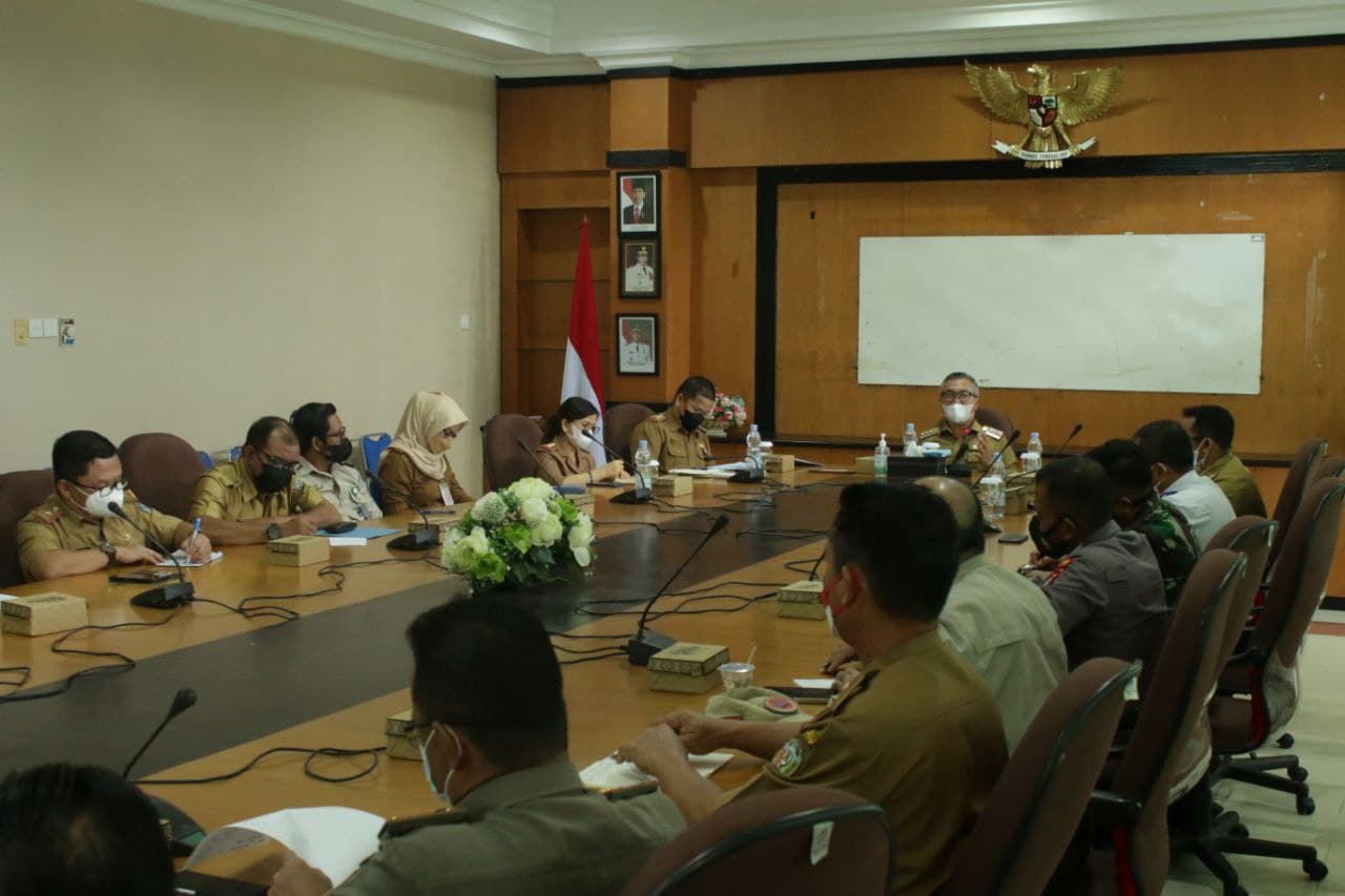 Tindaklanjuti Arahan Presiden, Bupati Pimpin Rakor Satgas Penanganan Covid-19 Kabupaten Malinau image 3