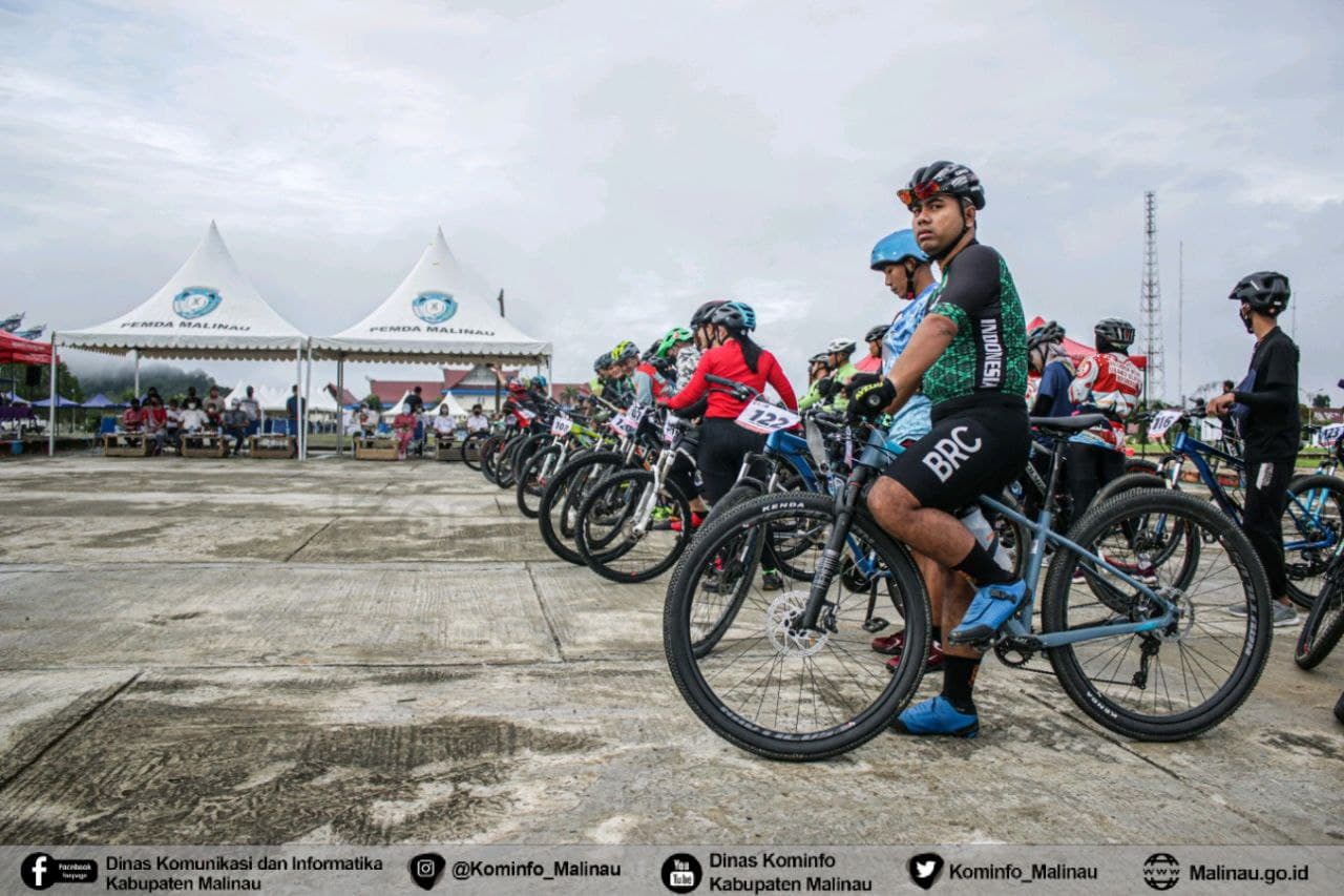 Bupati Lepas Secara Resmi Lomba Balap Sepeda MTB image 2