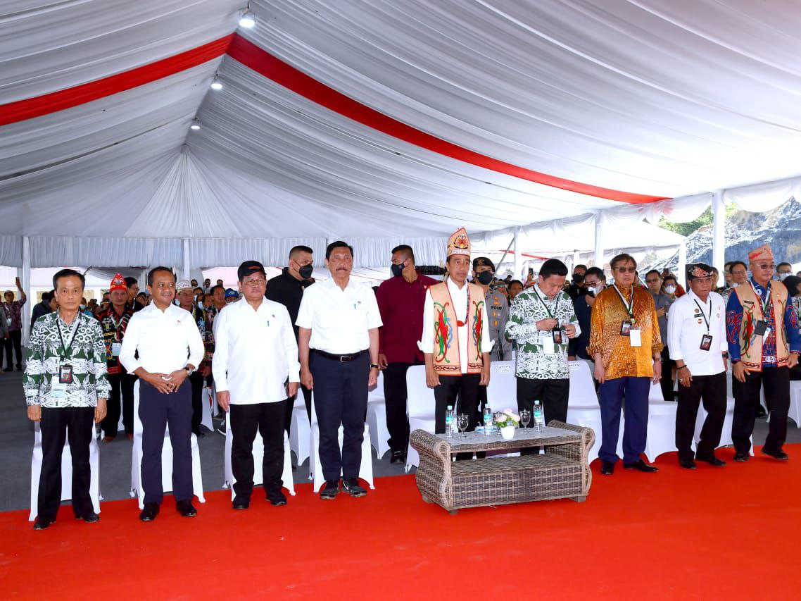 Bupati Dampingi Presiden RI Groundbreaking PLTA Mentarang Induk image 3
