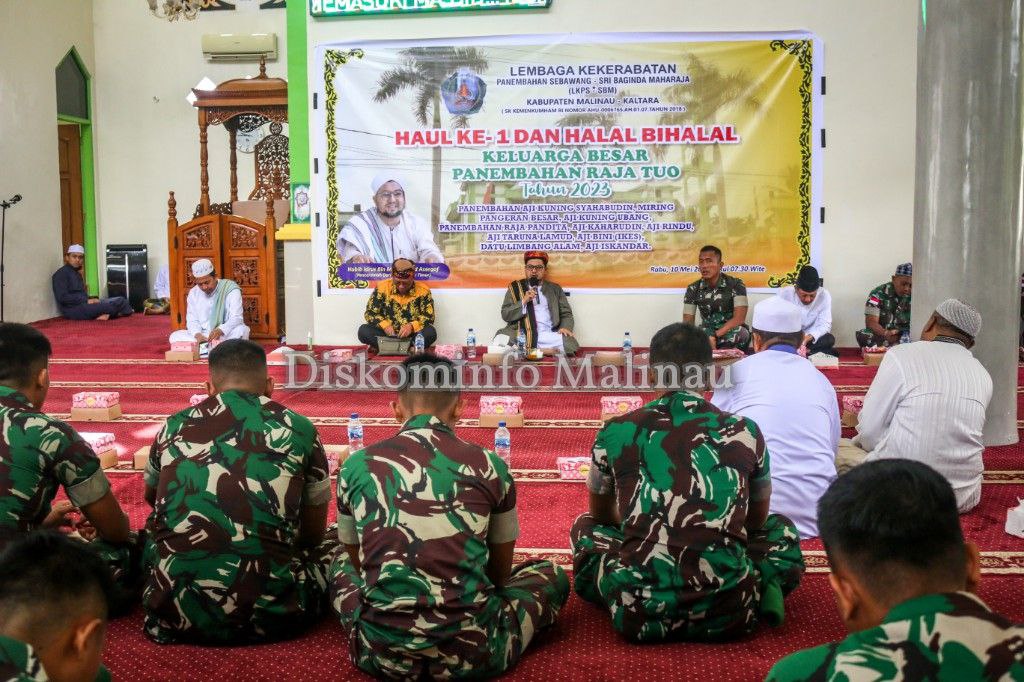 Bupati Buka Acara Haul Ke- I Keluarga Besar Panembahan Raja Tuo image 3