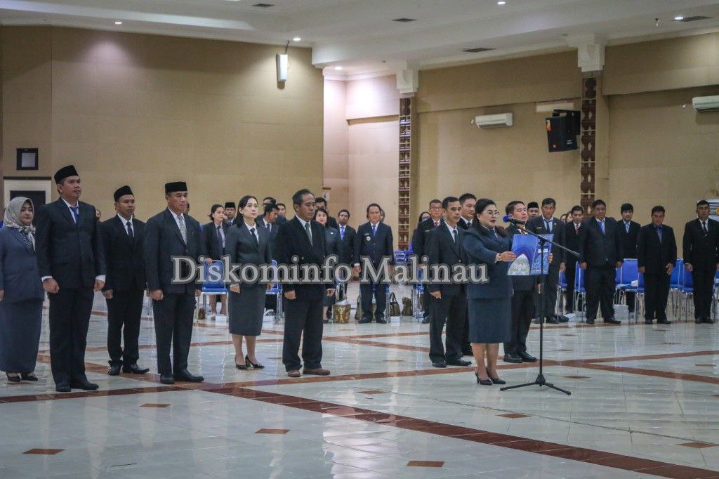 Bupati Lantik Pejabat JPTP, Administrator dan Pengawas image 2