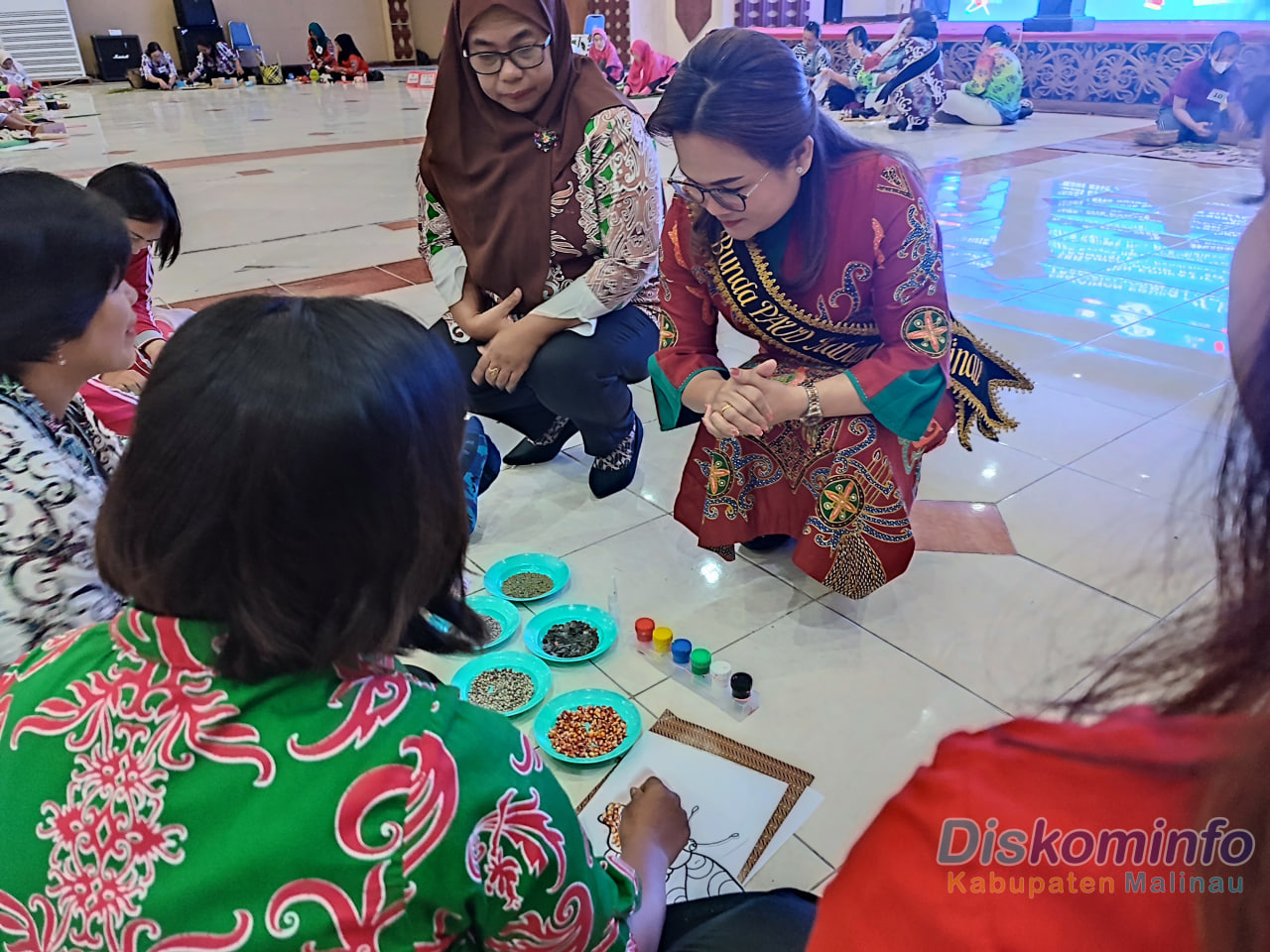 Bupati Buka Secara Resmi Lomba APE Untuk Guru PAUD image 2