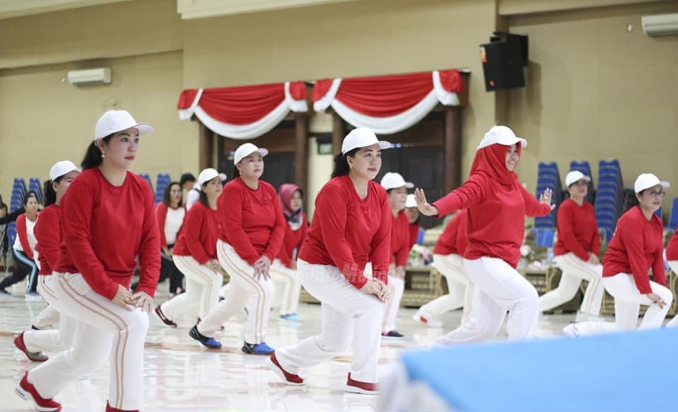 Memperingati HUT RI dan Mengakrabkan Tali Persaudaraan, DWP Kabupaten Malinau Adakan Kegiatan Outbond