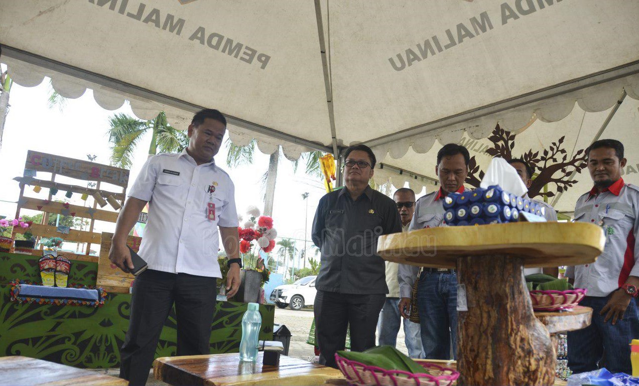 Buka Sosialisasi dan Lomba Kreativitas Pemanfaatan Barang Bekas, Sekda Malinau Inginkan Bentuk Kemandirian Perilaku