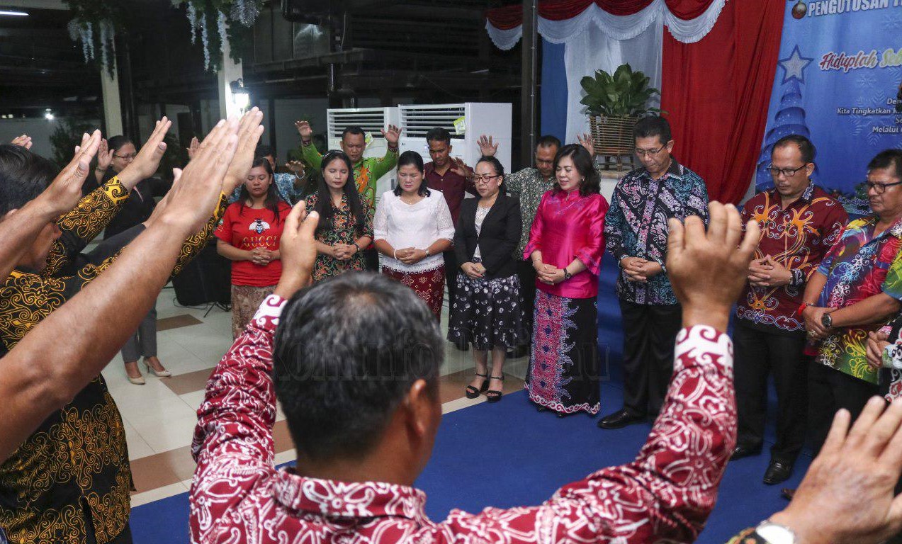 Bupati Malinau Laksanakan Perjalanan Ibadah Natal