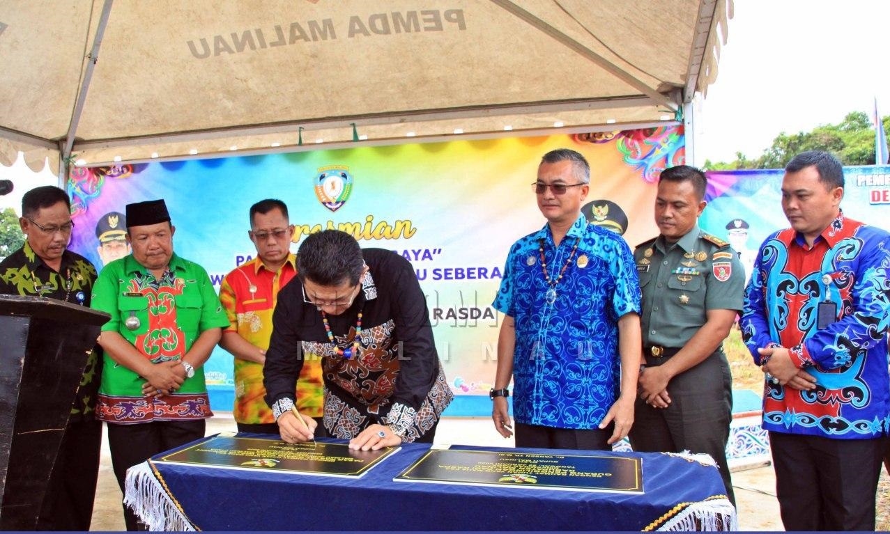 Bupati Resmikan Pasar Rakyat Imbaya dan Gudang Penggilingan Padi Rasda