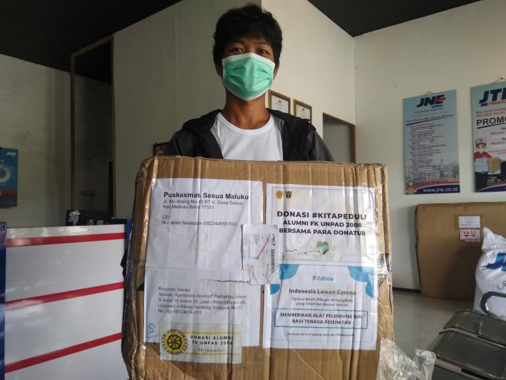 Puskesmas Sesua Dapat Bantuan APD Dari IKA FK UNPAD Bandung