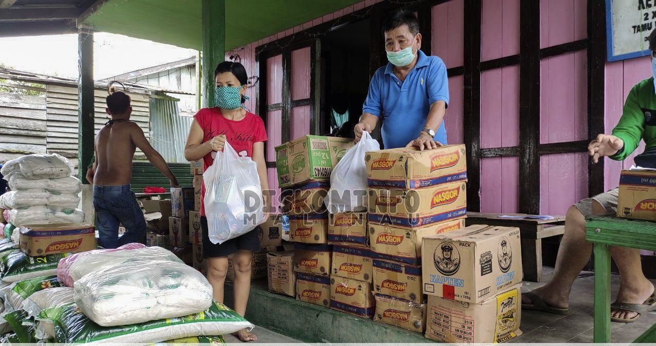 RT. 01 Desa Respen Tubu Bagikan Sembako Berdasarkan Jumlah Jiwa Di KK