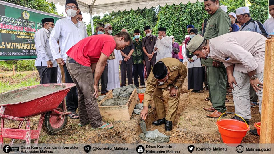 Wabup Hadiri Peletakkan Batu Pertama Pondok MTS Al-Khairat