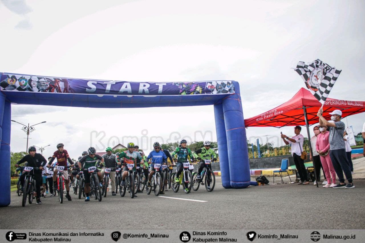 Bupati Lepas Secara Resmi Lomba Balap Sepeda MTB