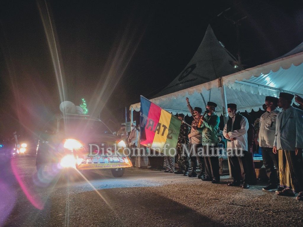 Bupati Lepas Pawai Takbir Sambut Hari Raya Idul Fitri 1443 H