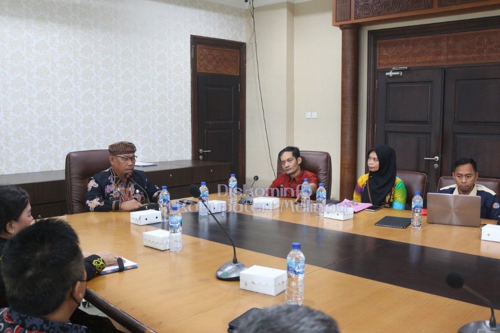 Wabup Buka Rapat Sidang Pertimbangan Redistribusi Tanah Objek Landreform