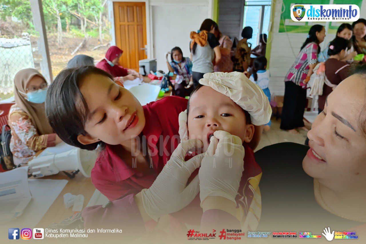 Cegah Stunting, TPPS Beri Bantuan Alat Antroprometri KIT dan BKB KIT